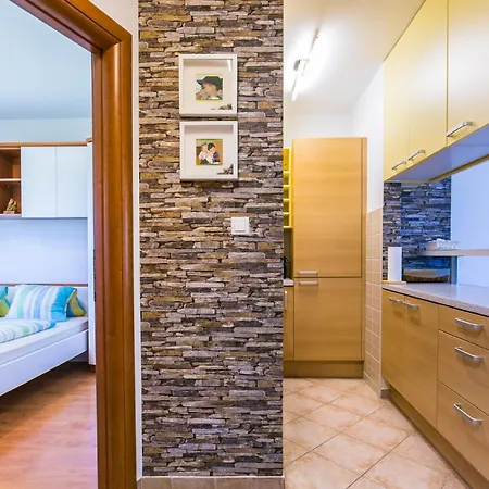 Appartement Fucane - Sebastian - Mpolo