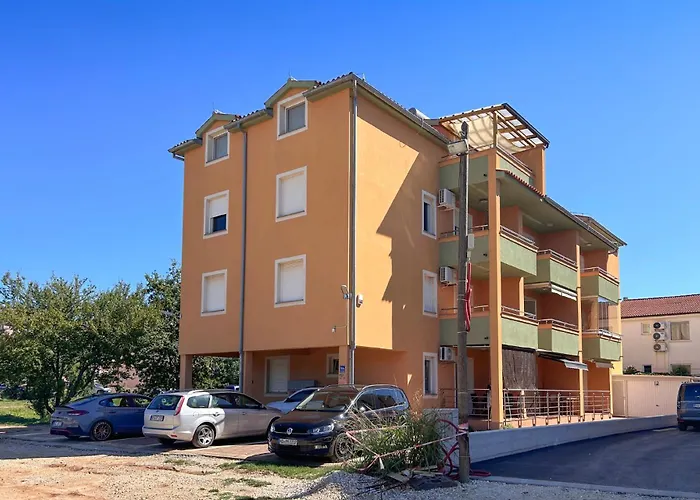 Fucane - Sebastian - Mpolo 메덜린